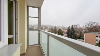 Lodžie - Pronájem bytu 2+1 v osobním vlastnictví 60 m², Trutnov