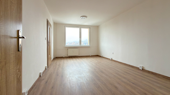 Obývací pokoj - Pronájem bytu 2+1 v osobním vlastnictví 60 m², Trutnov