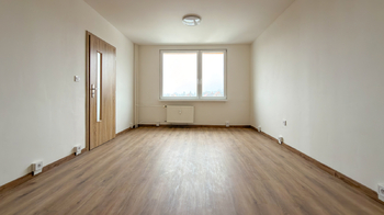 Obývací pokoj - Pronájem bytu 2+1 v osobním vlastnictví 60 m², Trutnov