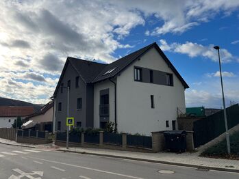 Pronájem bytu 3+kk v osobním vlastnictví 70 m², Hýskov