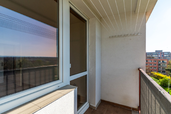 Lodžie - Prodej bytu 3+1 v osobním vlastnictví 62 m², Praha 4 - Háje