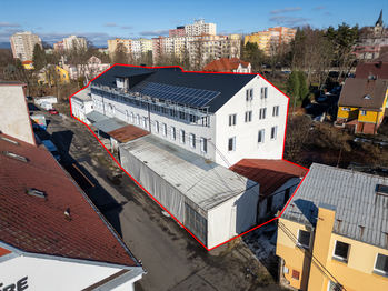 Prodej výrobních prostor 2017 m², Karlovy Vary