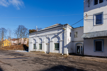 Prodej výrobních prostor 2017 m², Karlovy Vary