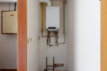 Prodej výrobních prostor 1161 m², Nechanice