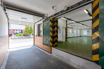 Prodej výrobních prostor 1161 m², Nechanice