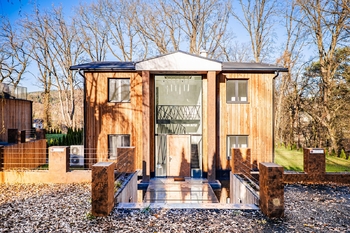 Prodej domu 295 m², Nalžovice