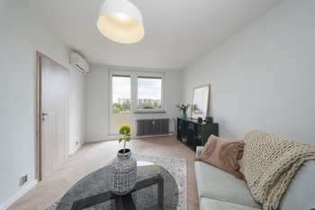 obývací pokoj foto 3 - Prodej bytu 2+1 v osobním vlastnictví 60 m², Brno