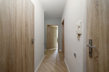 předsíň foto 2 - Prodej bytu 2+1 v osobním vlastnictví 60 m², Brno