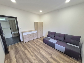 Pronájem domu 140 m², Praha 8 - Ďáblice