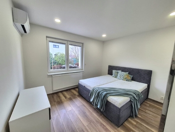 Pronájem domu 140 m², Praha 8 - Ďáblice