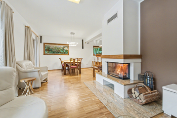 Prodej domu 220 m², Hrusice