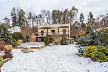 Prodej domu 220 m², Hrusice