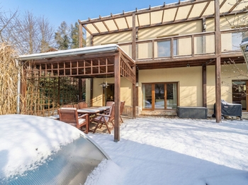 Prodej domu 220 m², Hrusice