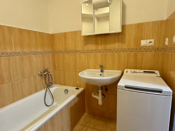 Pronájem bytu 2+1 v osobním vlastnictví 42 m², Praha 6 - Vokovice