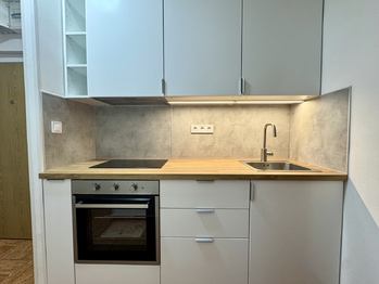 Pronájem bytu 2+1 v osobním vlastnictví 42 m², Praha 6 - Vokovice