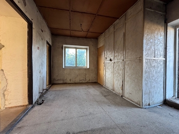 chodba v patře - Prodej domu 70 m², Blšany