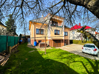 Prodej domu 300 m², Komárov