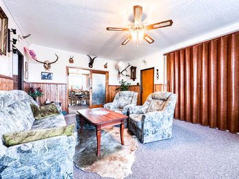 Prodej domu 300 m², Komárov