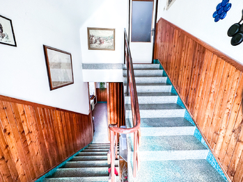 Prodej domu 300 m², Komárov