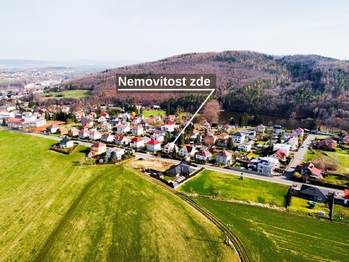 Prodej domu 300 m², Komárov