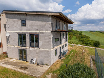 detail domu - západní pohled - Prodej domu 295 m², Mistřice