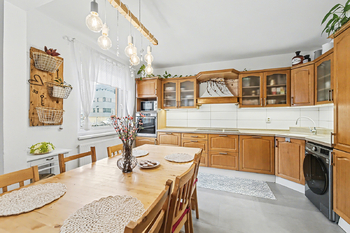 Prodej bytu 4+1 v osobním vlastnictví 79 m², Praha 9 - Horní Počernice