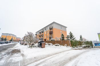 Prodej bytu 4+1 v osobním vlastnictví 79 m², Praha 9 - Horní Počernice