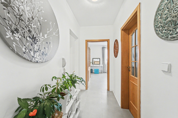 Prodej bytu 4+1 v osobním vlastnictví 79 m², Praha 9 - Horní Počernice