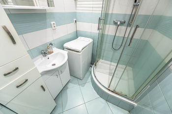 Koupelna - Pronájem bytu 2+kk v osobním vlastnictví 69 m², Praha 4 - Krč