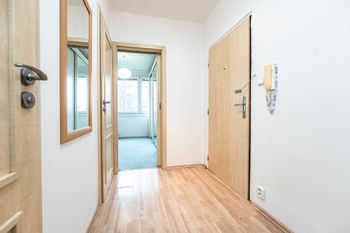 Chodba - Pronájem bytu 2+kk v osobním vlastnictví 69 m², Praha 4 - Krč