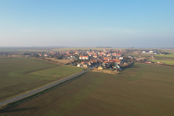 Prodej pozemku 6349 m², Račiněves