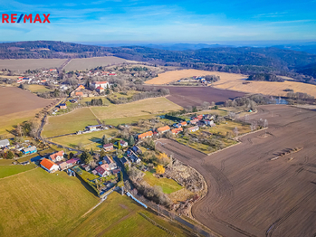 Prodej pozemku 1000 m², Bukovany