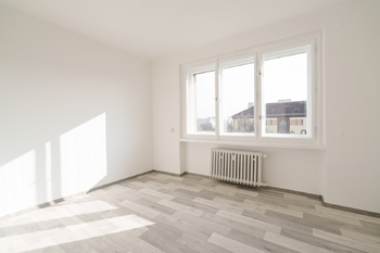 Dětský pokoj - Prodej bytu 3+1 v osobním vlastnictví 85 m², Praha 10 - Strašnice