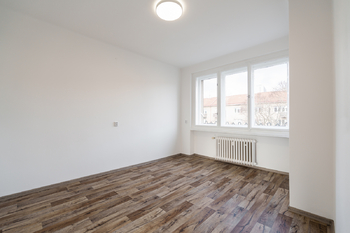 Ložnice - Prodej bytu 3+1 v osobním vlastnictví 85 m², Praha 10 - Strašnice