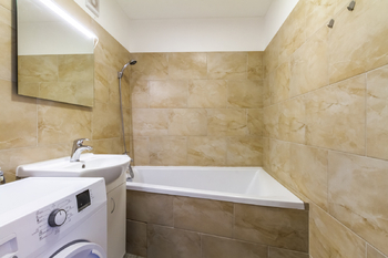 Prodej bytu 3+kk v osobním vlastnictví 60 m², Praha 9 - Prosek