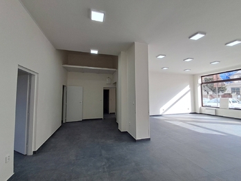 Pronájem obchodních prostor 98 m², Praha 4 - Michle