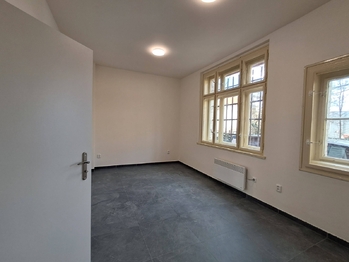 Pronájem obchodních prostor 98 m², Praha 4 - Michle