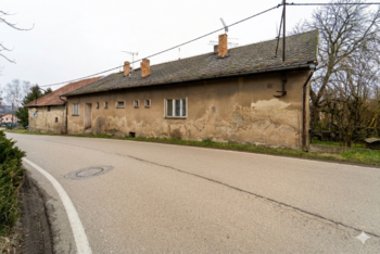 Prodej domu 192 m², Lešany