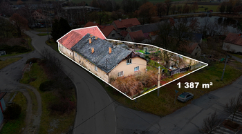 Prodej domu 192 m², Lešany