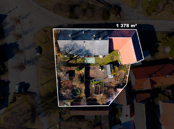 Prodej domu 192 m², Lešany