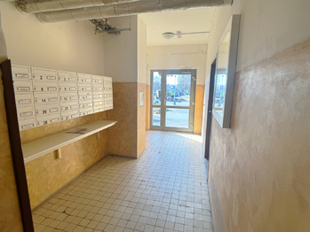 Pronájem bytu 1+kk v osobním vlastnictví 30 m², Praha 4 - Chodov