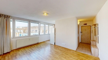 Prodej bytu 1+kk v osobním vlastnictví 27 m², Praha 8 - Karlín