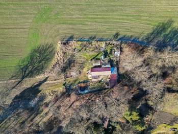 Prodej pozemku 1941 m², Hradečno