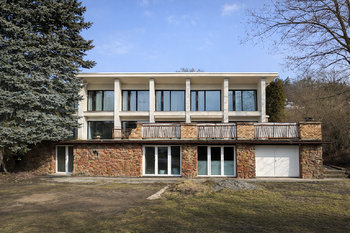 Prodej domu 290 m², Zbečno