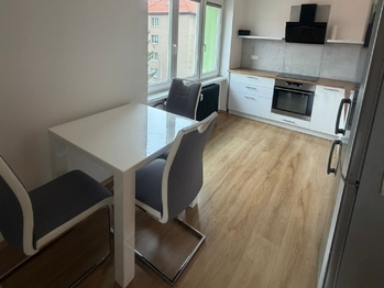 Pronájem bytu 2+1 v družstevním vlastnictví 57 m², Teplice