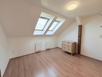 Pronájem domu 135 m², Kounice