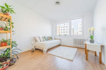 Prodej bytu 3+1 v osobním vlastnictví 88 m², Praha 5 - Stodůlky