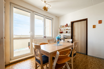 Kuchyně - Prodej bytu 3+1 v osobním vlastnictví 78 m², České Budějovice