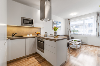 Prodej bytu 3+kk v osobním vlastnictví 62 m², Praha 10 - Uhříněves