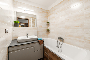 Prodej bytu 3+kk v osobním vlastnictví 62 m², Praha 10 - Uhříněves